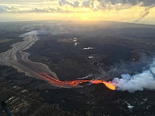 320px-USGS_Kīlauea.jpg