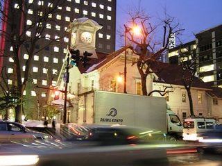Sapporo_Clock_Tower_20050208.jpg